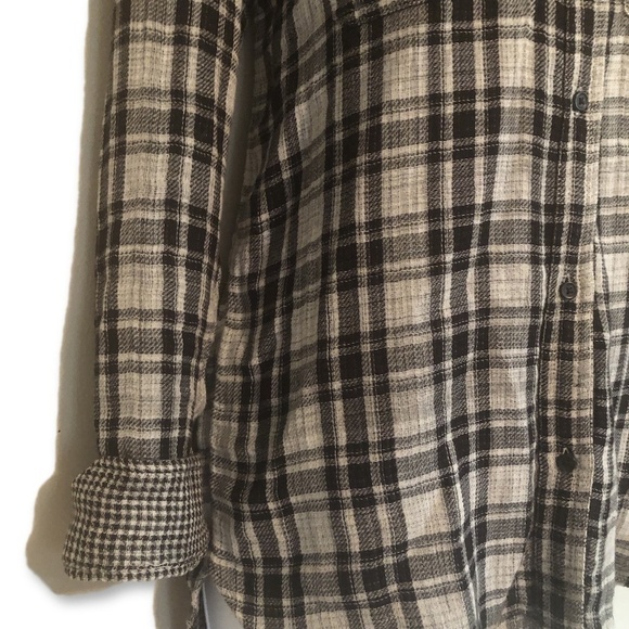 MADEWELL - Lightweight Black & White Plaid Button Down Top - Picture 4 of 7